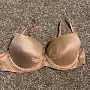 Victoria’s Secret bra NWOT 34B beige nude